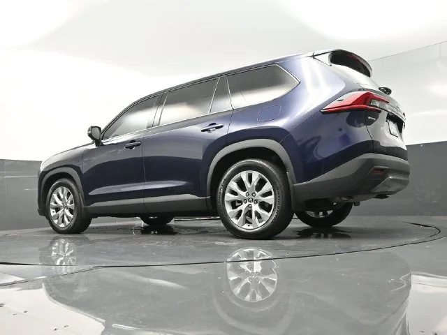 Used 2026  Toyota Limited image 57
