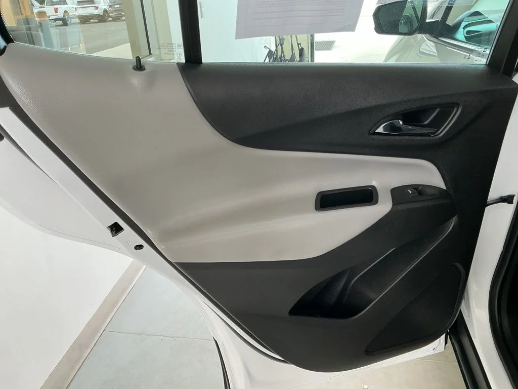 Used 2024 Summit White Chevrolet LS image 18
