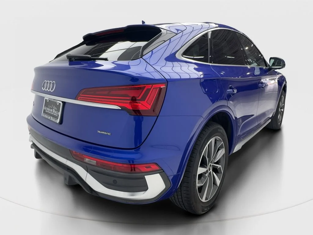 Used 2022 Blue Audi  image 7