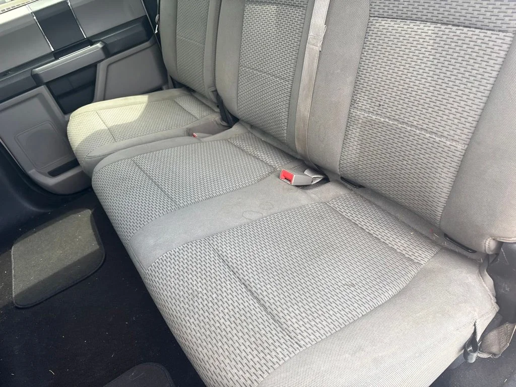 Used 2019 Silver Ford XLT image 32