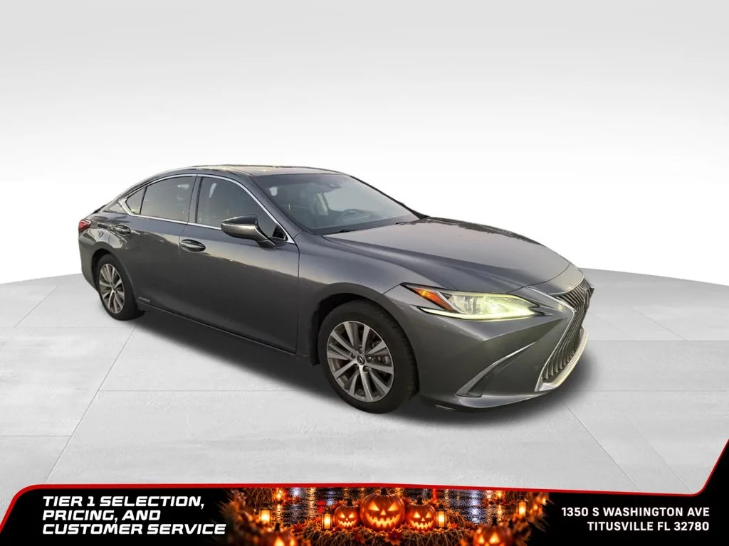 Used 2019 Gray Lexus 300h image 9