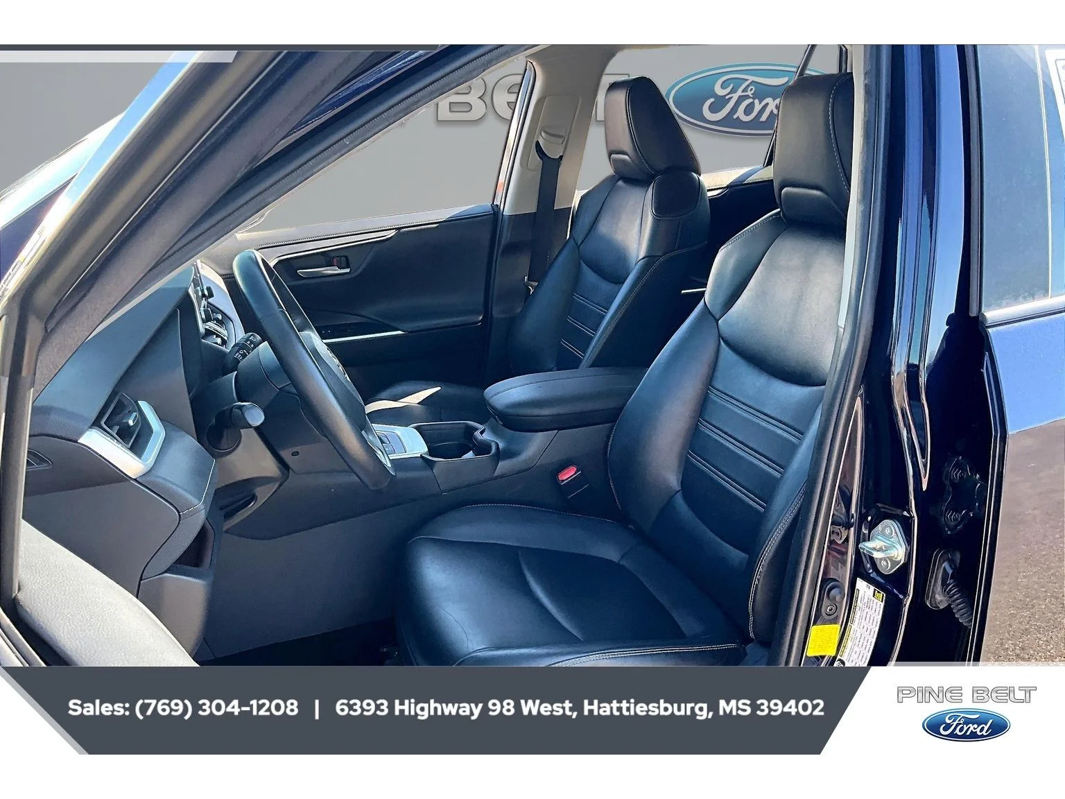 Used 2020 Blue Print Toyota Hybrid Limited image 18