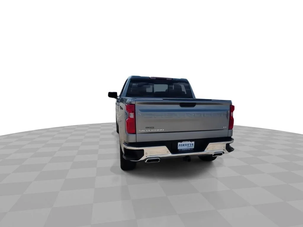 New 2026 Sterling Gray Metallic Chevrolet LT image 7