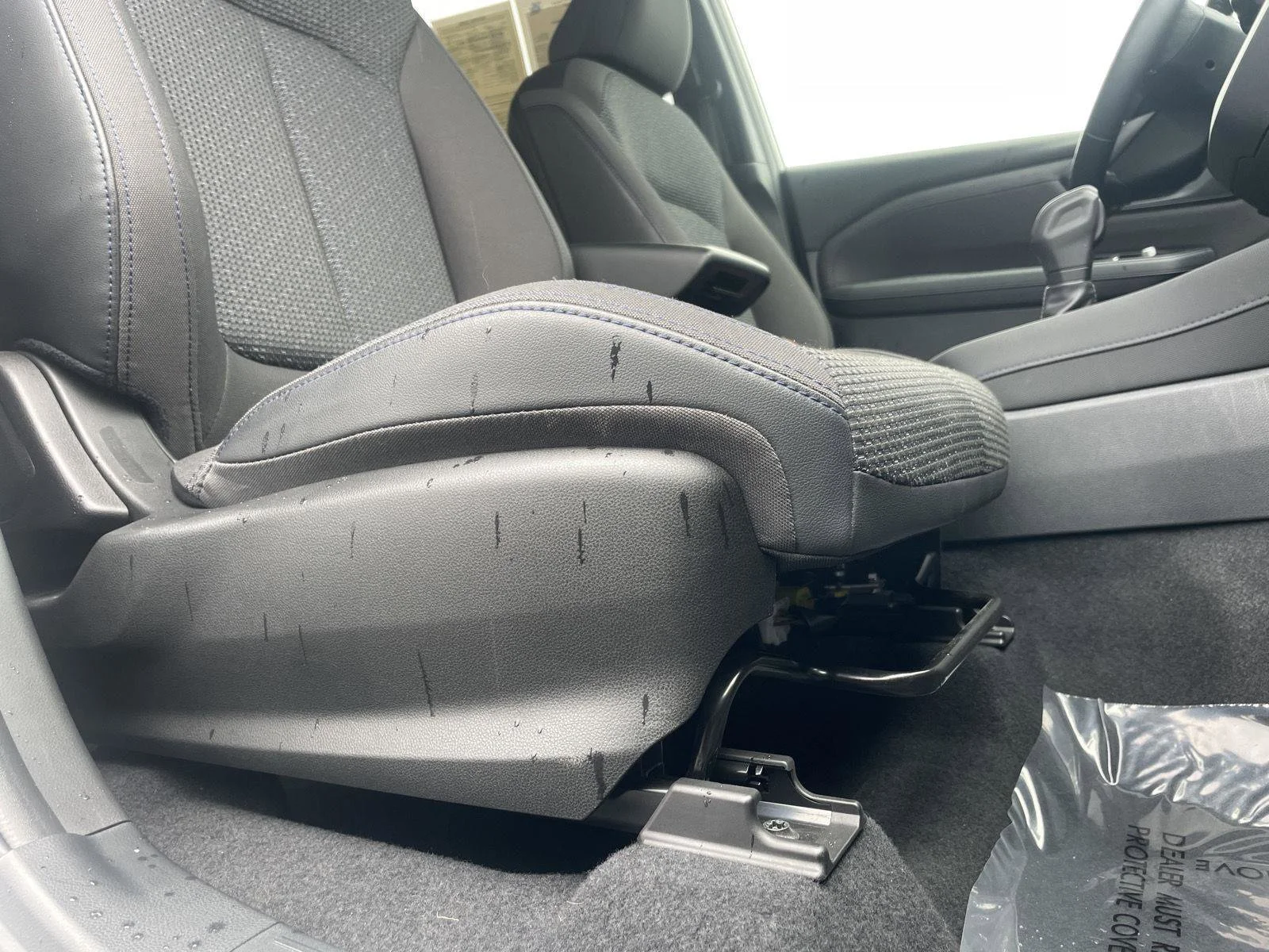 Certified Used 2025 River Rock Pearl Subaru Premium image 7