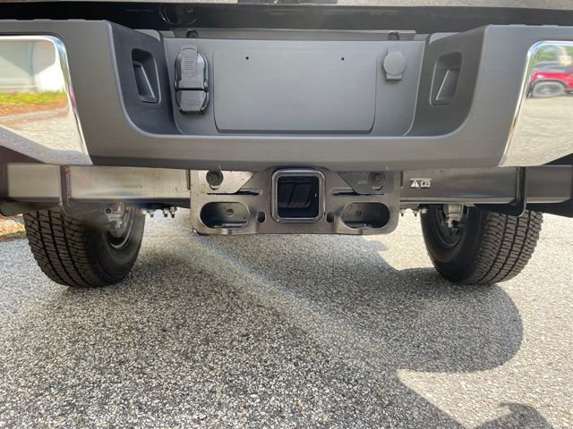New 2026 Agate Black Metallic Ford F-250® XL image 10