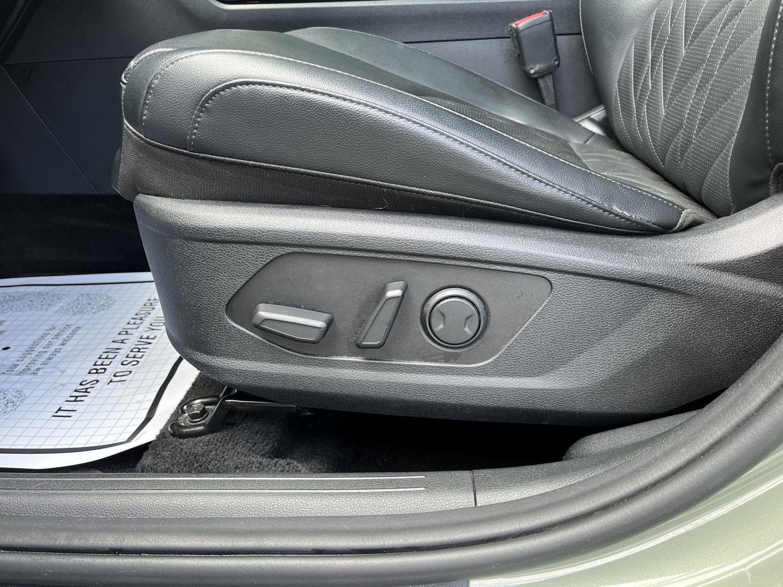 Used 2023 Jungle Green Kia X-Line image 19