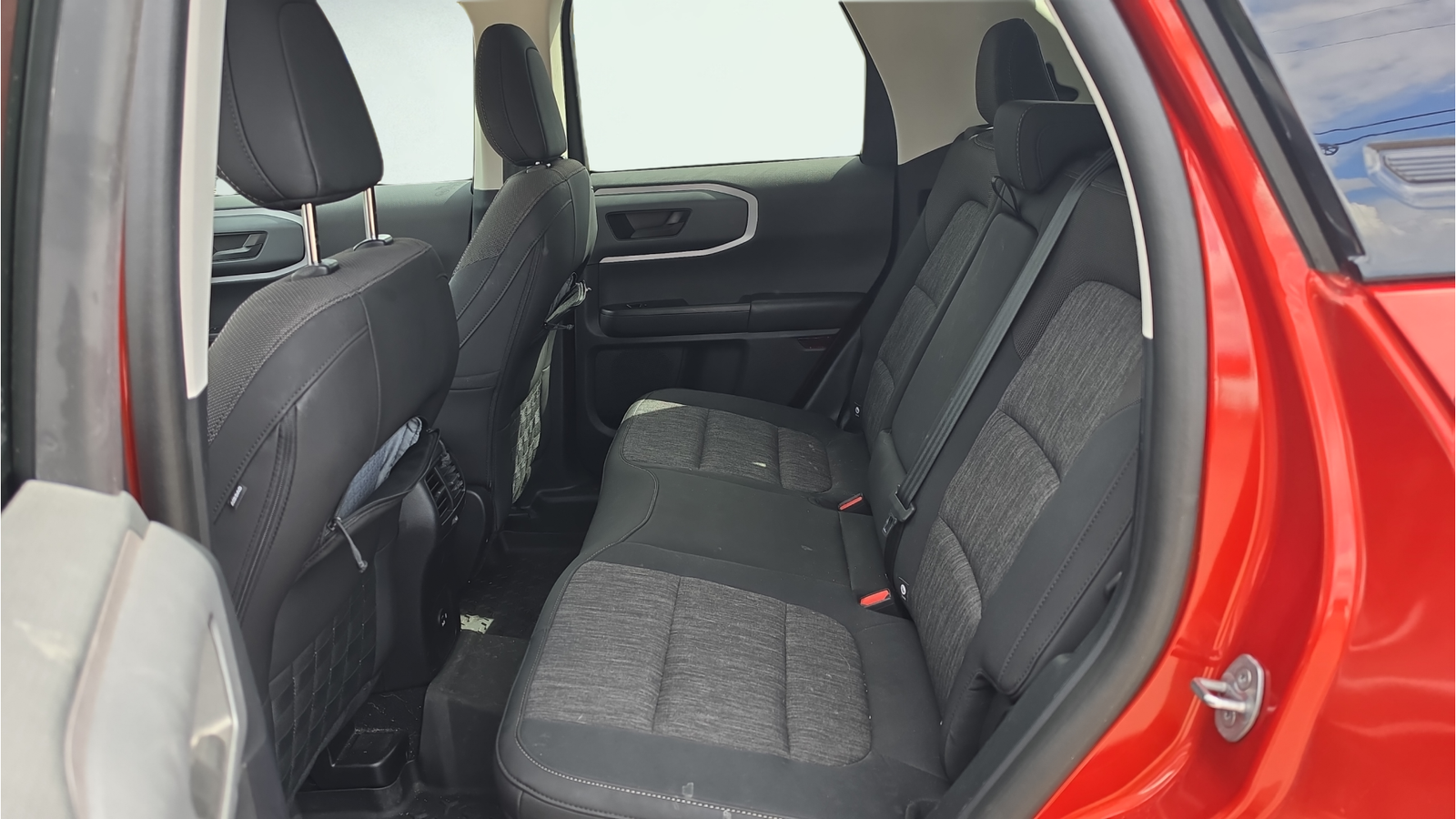 Used 2023 Hot Pepper Red Tinted Clearcoat Ford Big Bend image 17