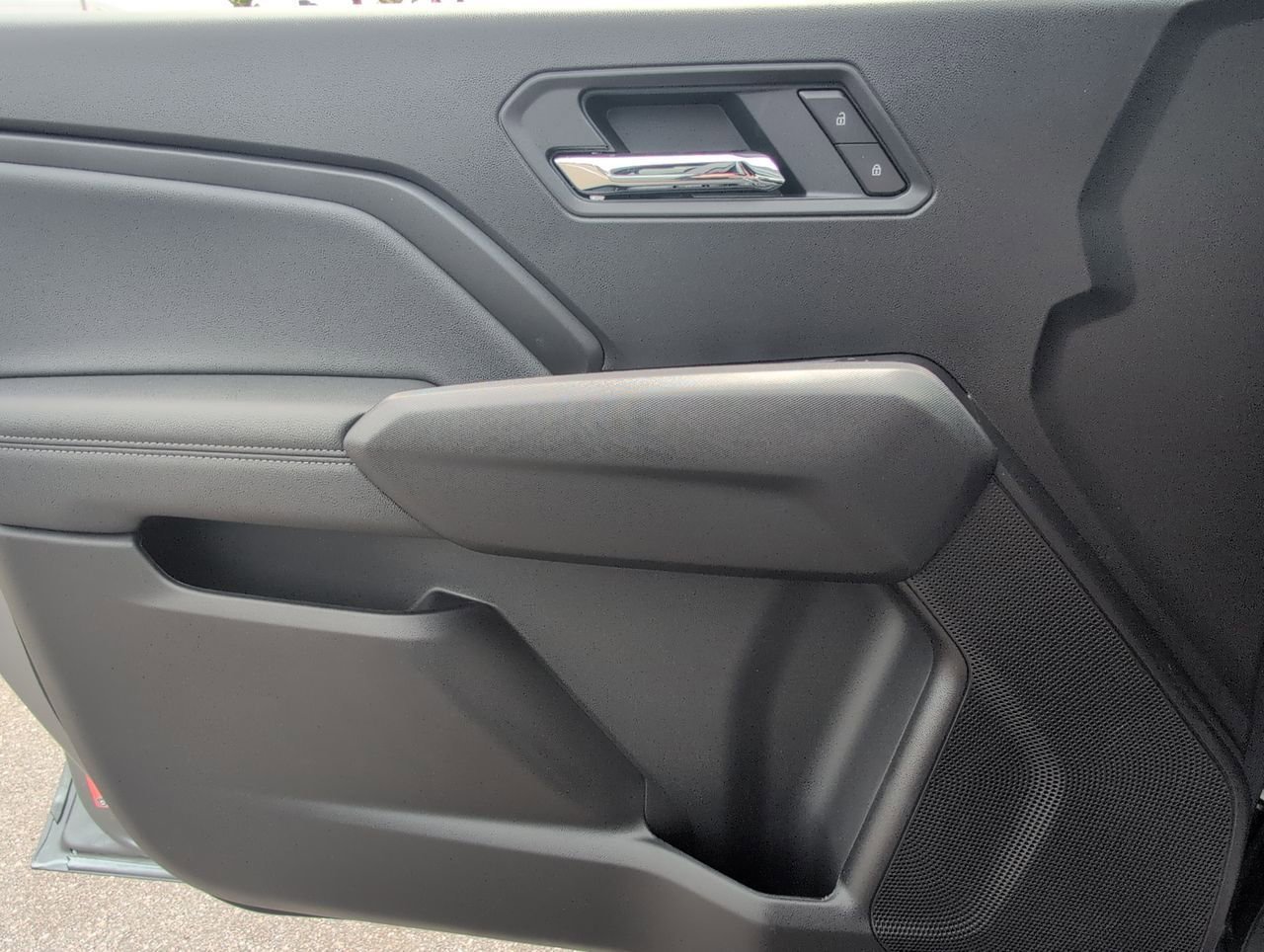 New 2026 Sterling Metallic GMC Elevation image 21