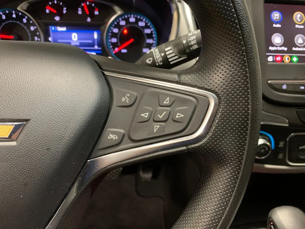 Used 2022 Silver Chevrolet LS image 30