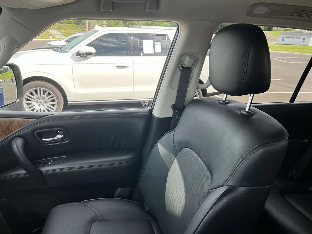 Used 2024 Blue Nissan SL image 25