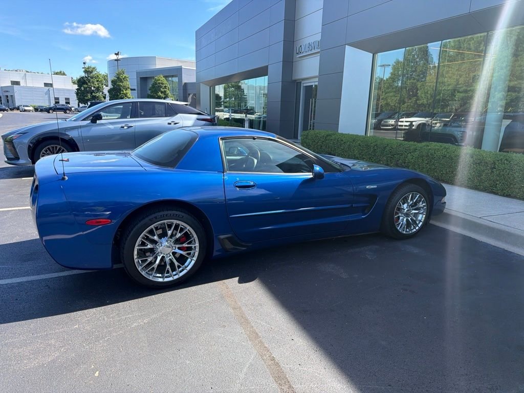 Used 2002 Electron Blue Metallic Chevrolet Z06 image 6