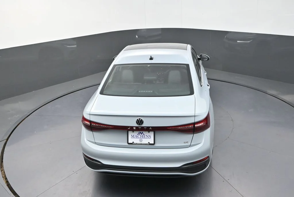 2026 Volkswagen Jetta SE - Photo 17