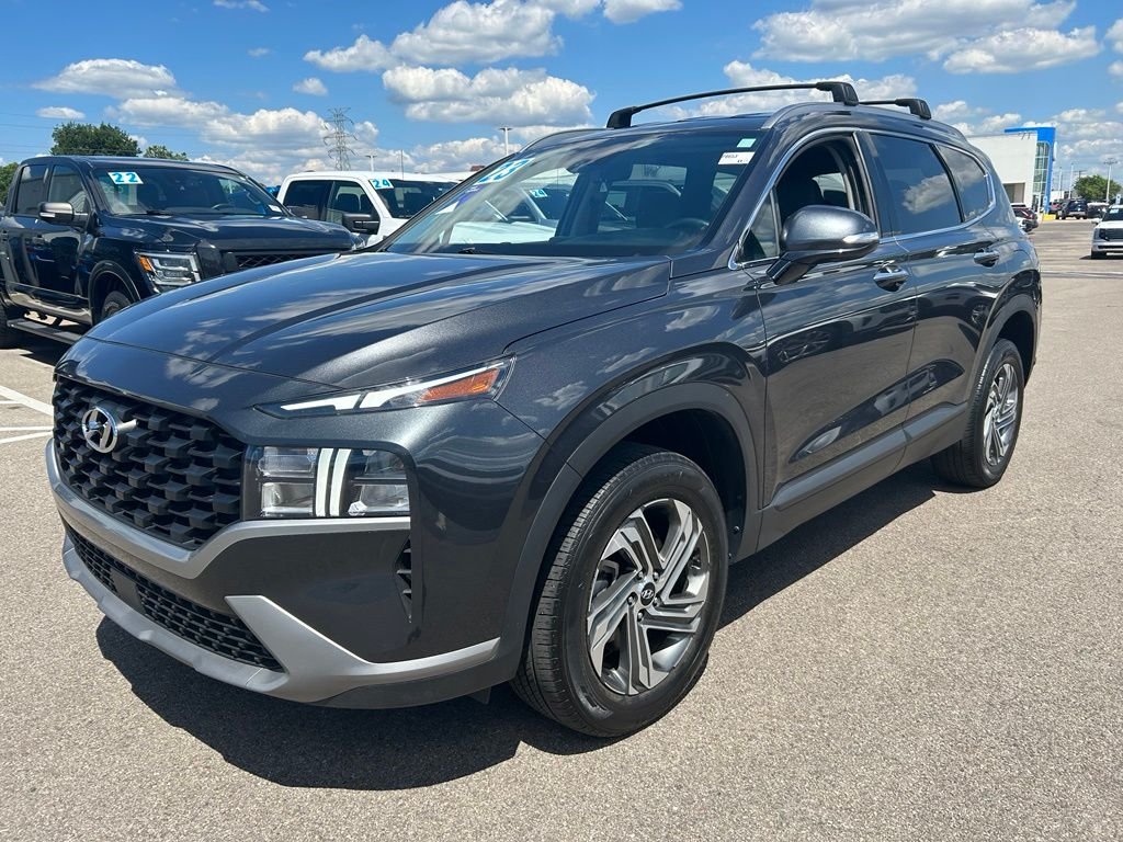 Used 2023 Gray Hyundai SEL image 4