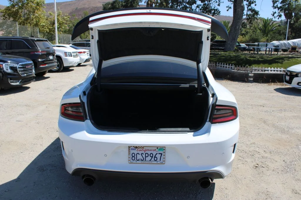 Used 2018 White Dodge R/T Scat Pack image 10