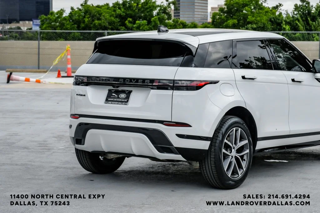 Used 2026 White Land Rover Dynamic image 9