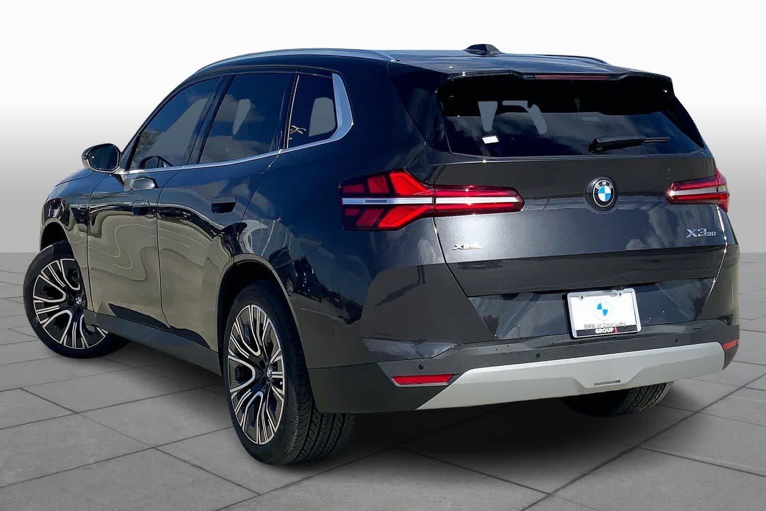 Used 2026 Dark Graphite Metallic BMW 30 xDrive image 12