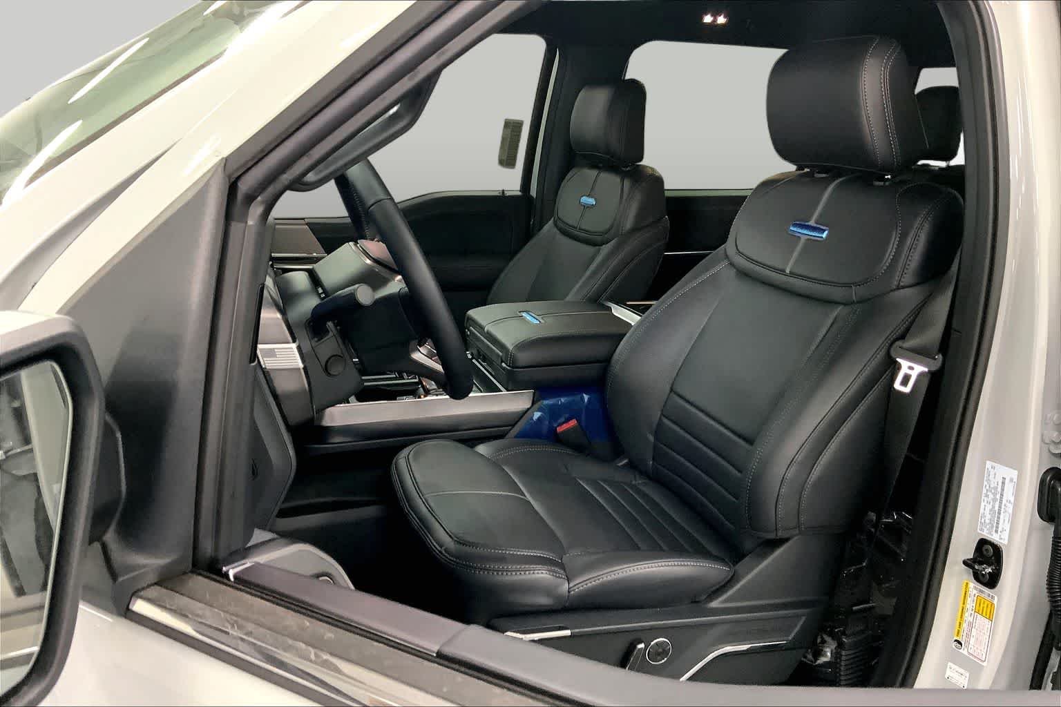 New 2026 Avalanche Ford Platinum® image 8