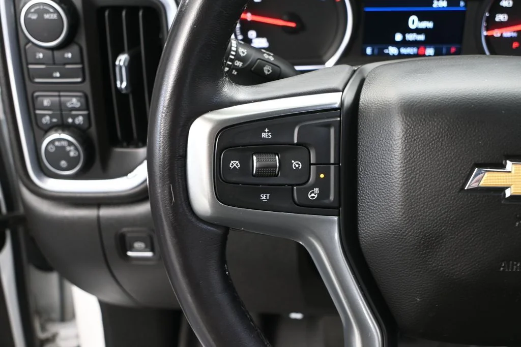 Used 2022  Chevrolet LT image 32