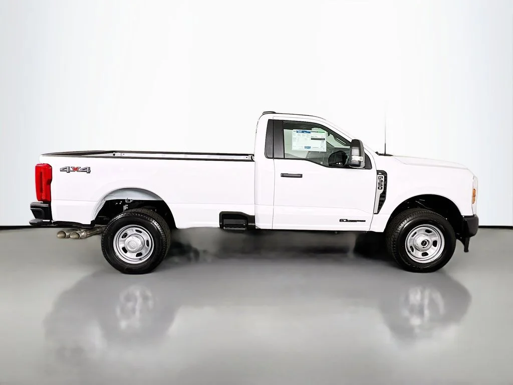 New 2026 Oxford White Ford XL image 15