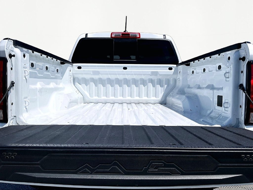 Used 2024 Summit White Chevrolet Trail Boss image 29