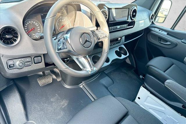 New 2026 Arctic White Mercedes-Benz  image 39