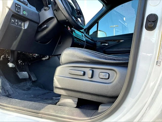 Used 2021  Honda Black Edition image 45
