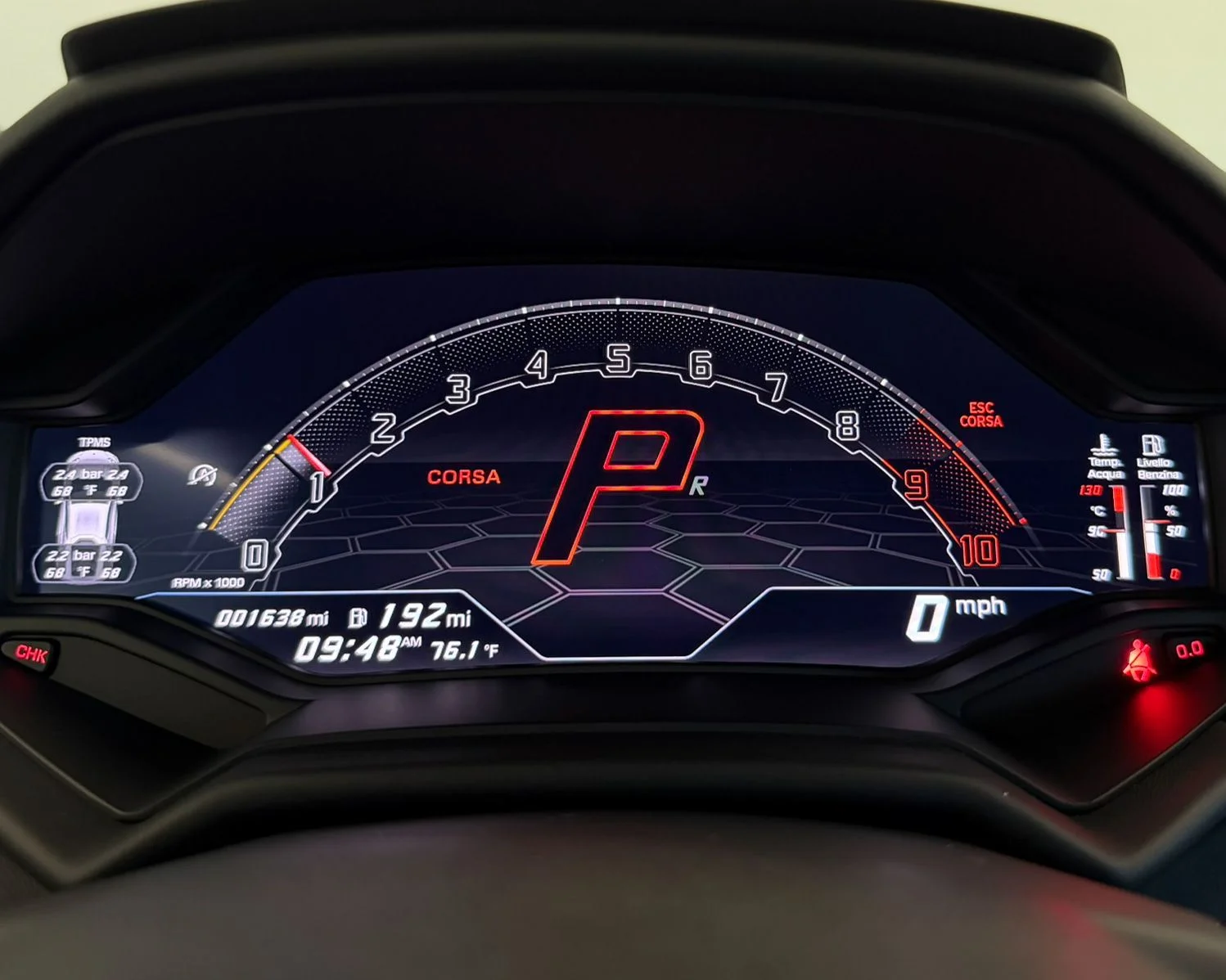 Used 2022  Lamborghini Base image 19