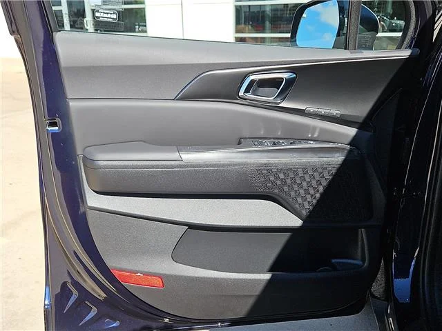 New 2027 Deep Chroma BLU KIA EX Passenger image 13