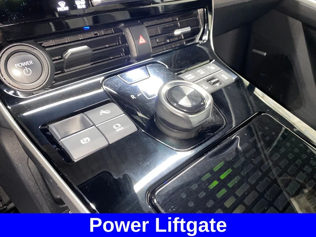 Used 2024 White Subaru Limited image 20