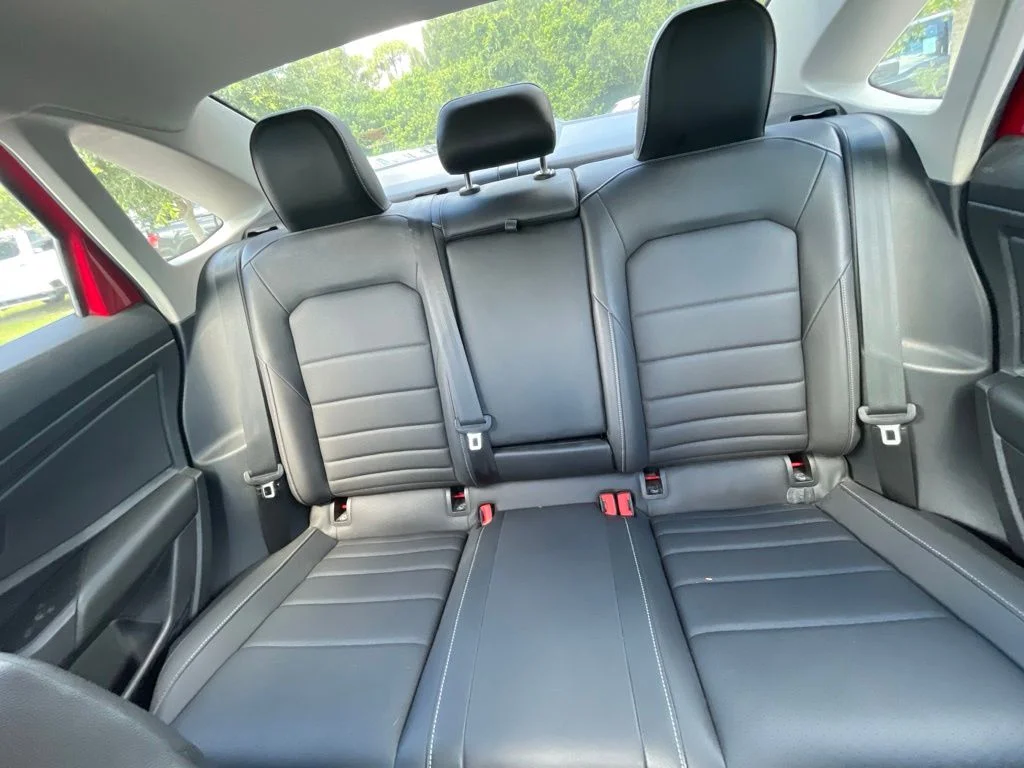 Used 2021 Tornado Red Volkswagen  image 9