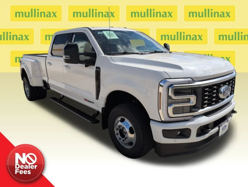 New 2026 White Ford Platinum FX4 image 1