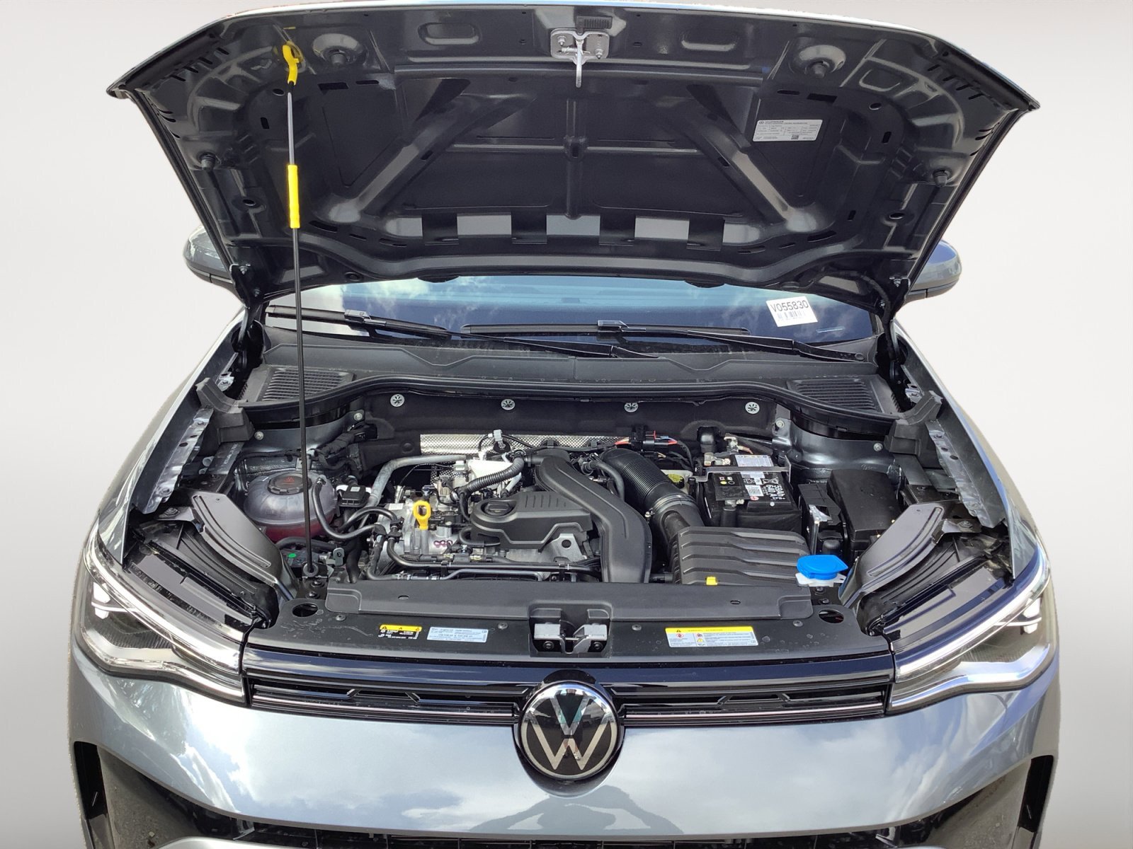 New 2026 Platinum Gray Metallic Volkswagen SE image 11