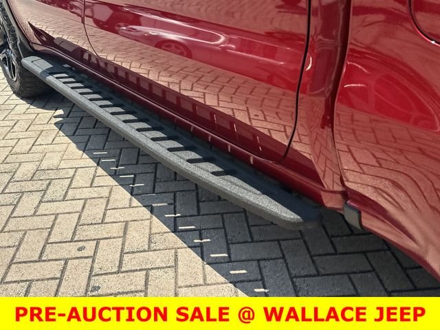 Used 2022 Red Chevrolet LT Trail Boss image 15