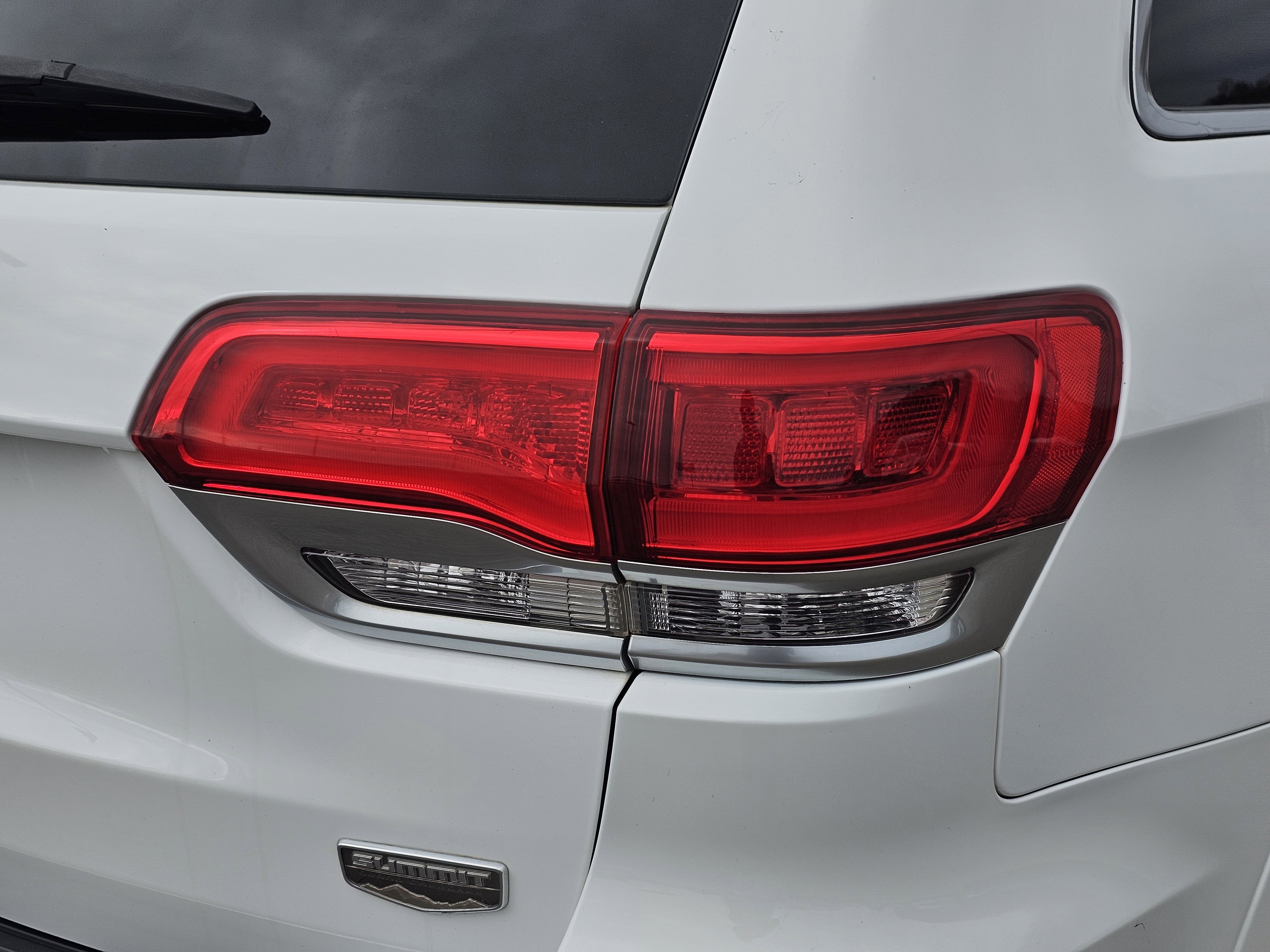 2020 Jeep Grand Cherokee Summit - Photo 9