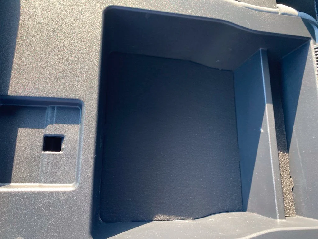 Used 2024 Silver Ford XL image 28