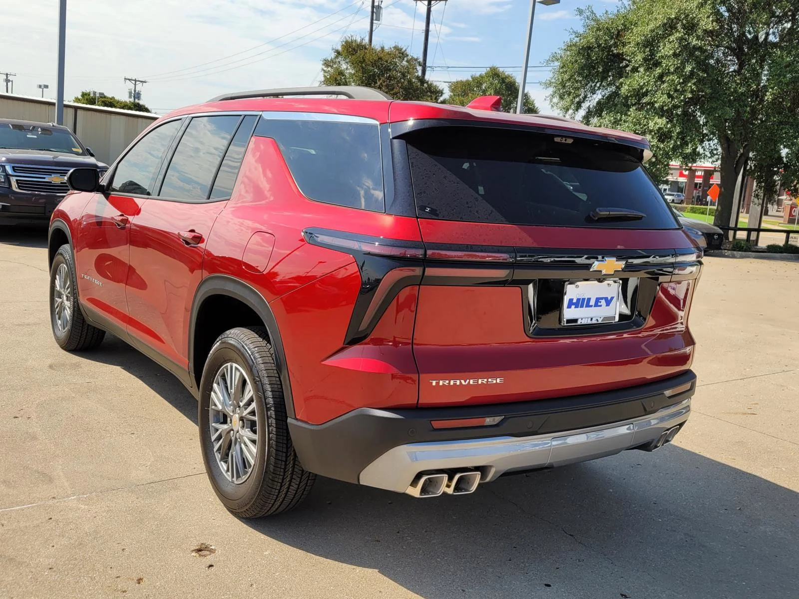 2027 Chevrolet Traverse LT - Photo 3