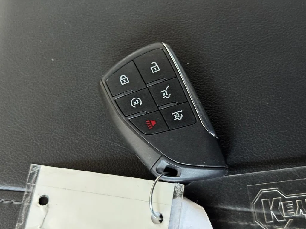 Used 2025 Black Chevrolet LT image 42