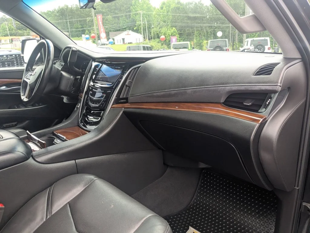 Used 2019 Black Raven Cadillac Luxury image 33