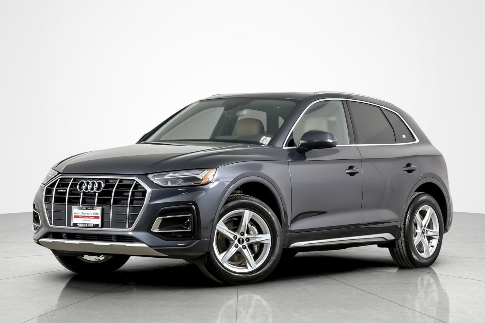Used 2023 Manhattan Gray Metallic Audi Premium 40 TFSI quattro image 1