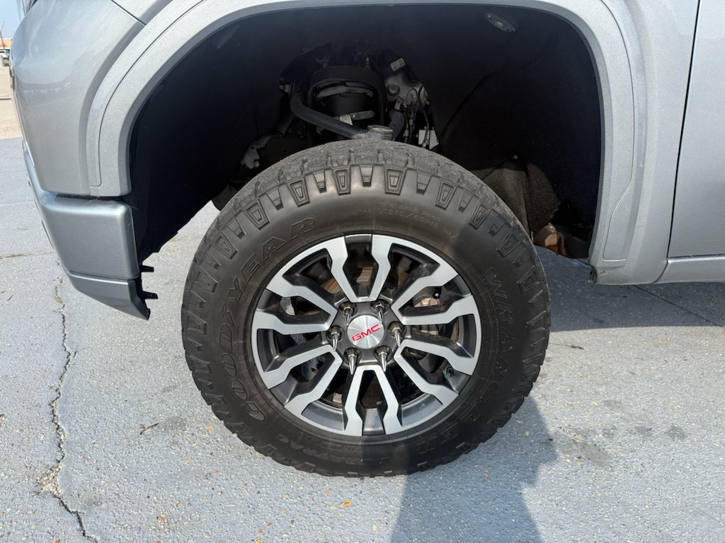 Certified Used 2024 Sterling Metallic GMC AT4 image 9