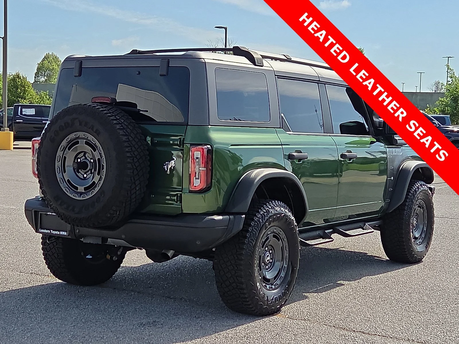 Used 2024 Eruption Green Metallic Ford Everglades image 5