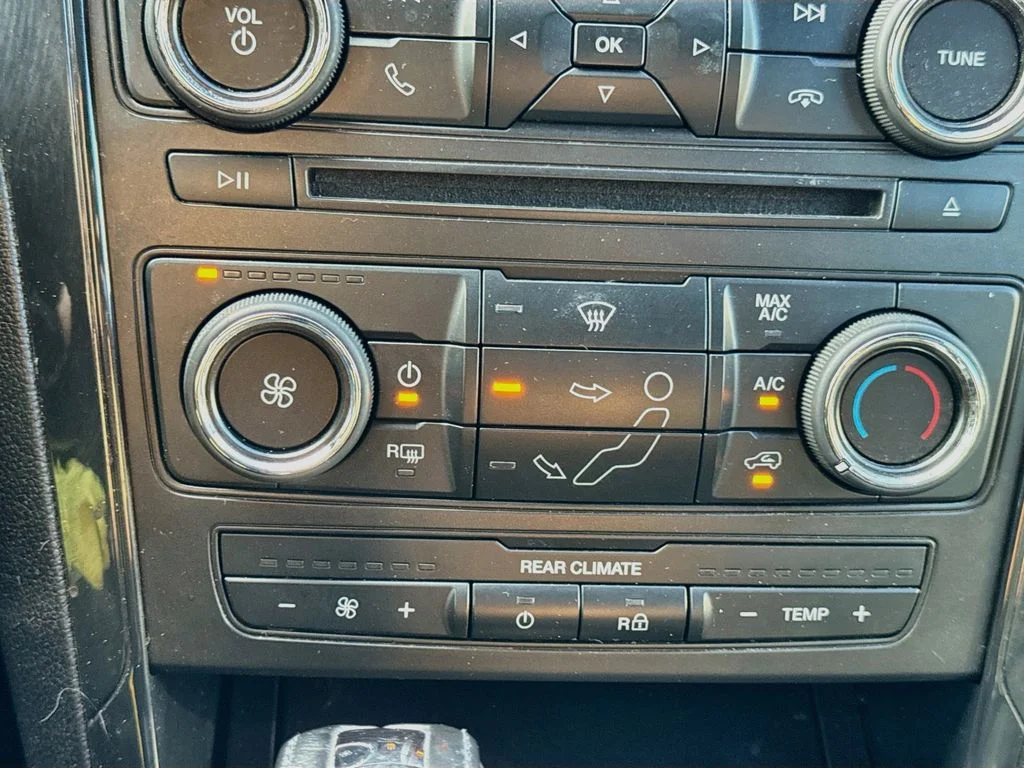 Used 2017 Silver Ford XLT image 17