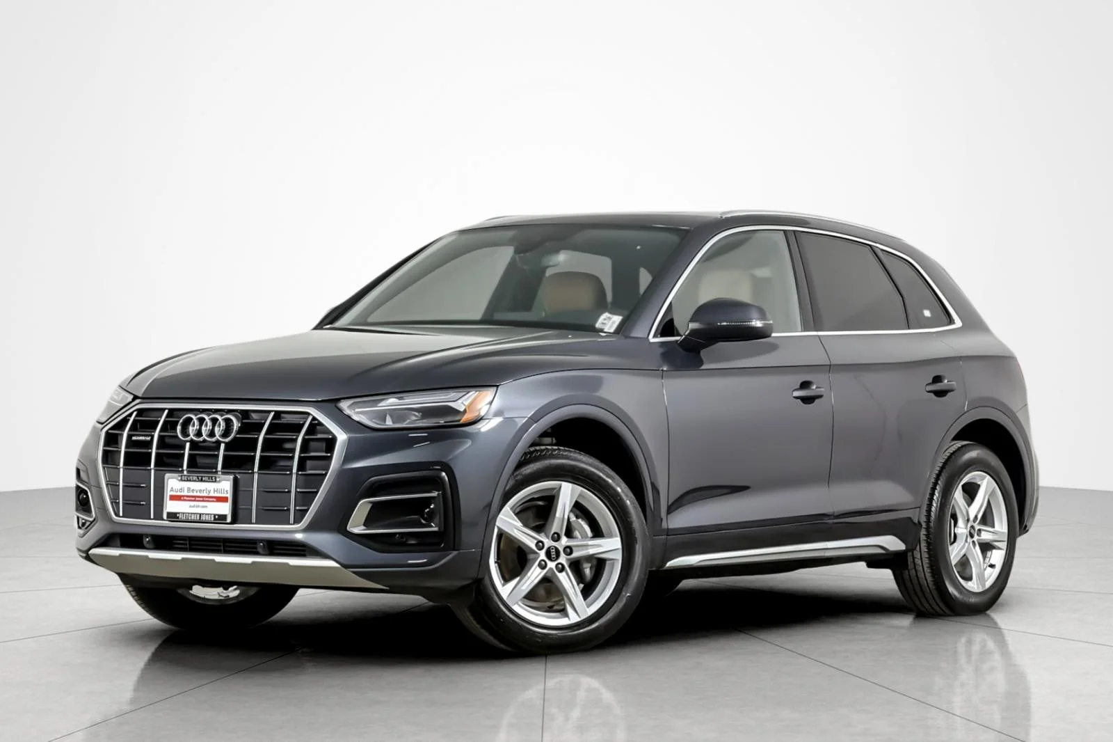 2023 Audi Q5 40 Premium's photo