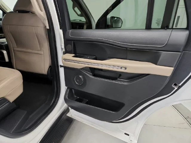 Used 2024 White Ford Limited image 30