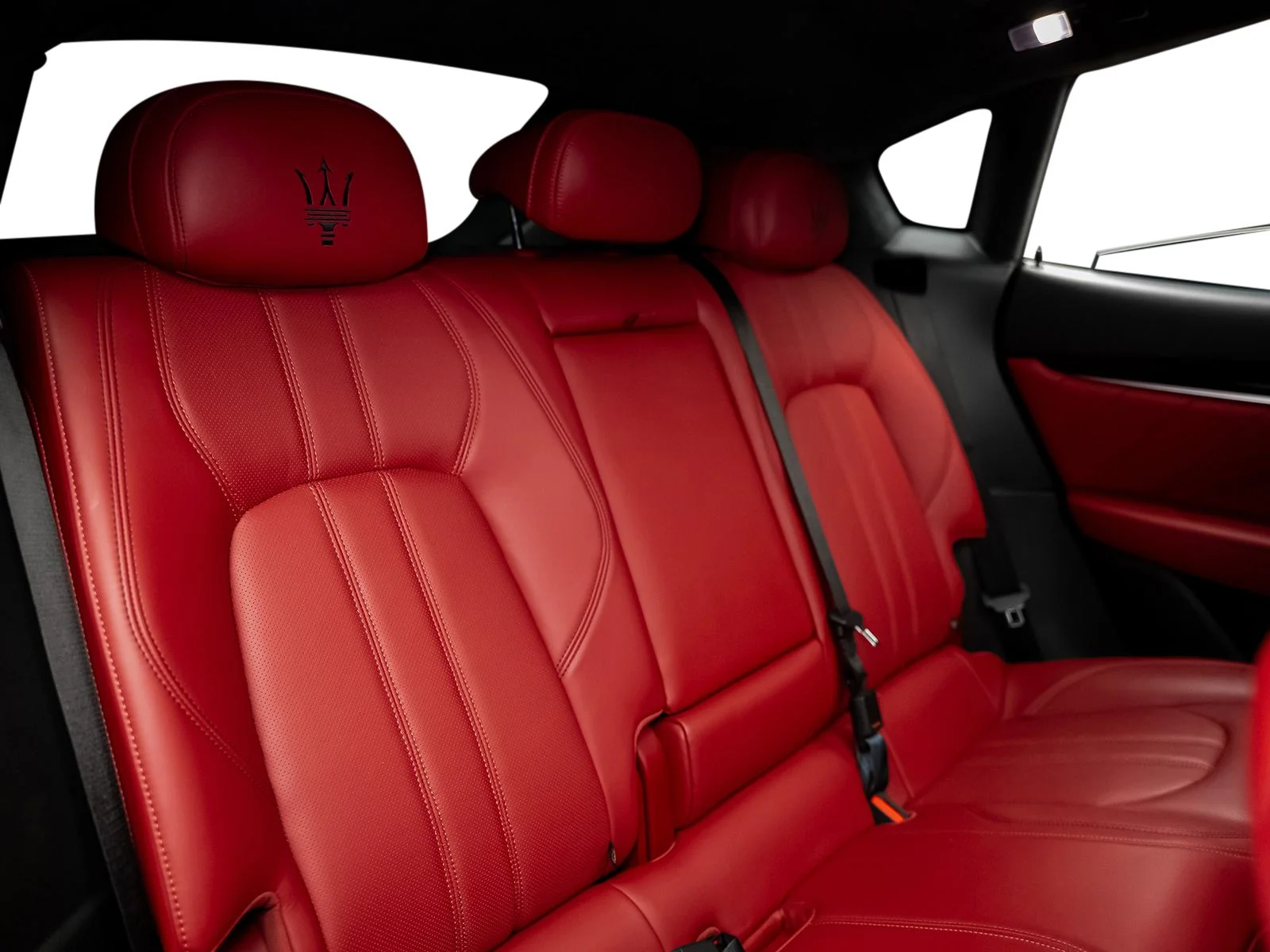 Used 2022 Gray Maserati Modena image 39