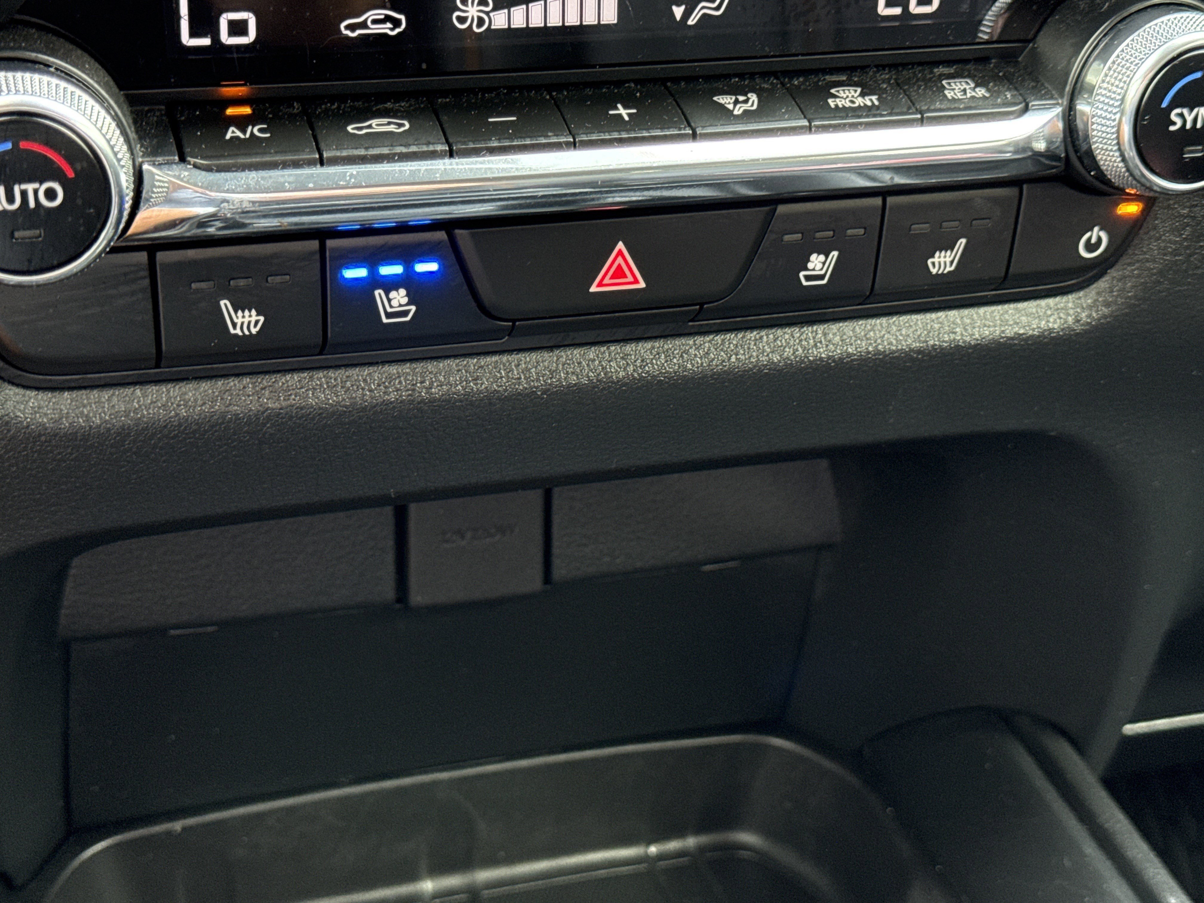 Used 2025 Wind Chill Pearl Mazda Premium Plus Package image 29
