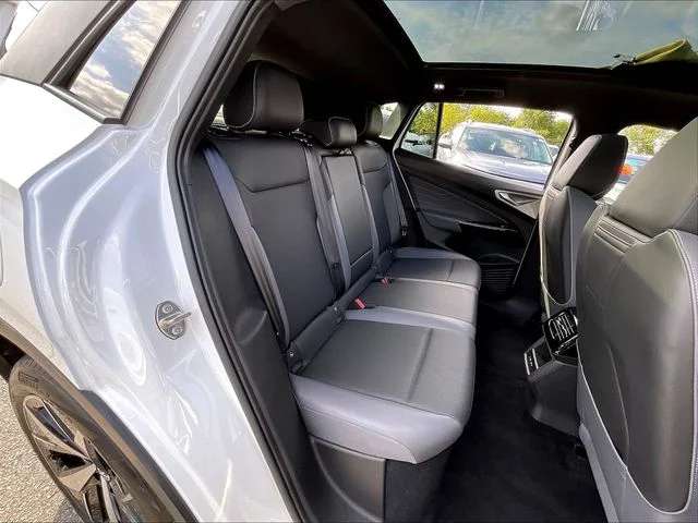 Certified Used 2023 White Volkswagen Pro S image 22