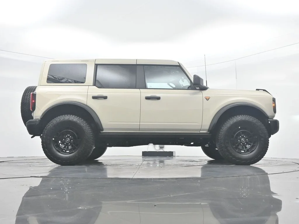New 2026 Desert Sand Ford Badlands® image 53