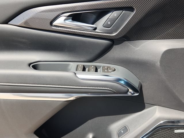 2027 Chevrolet Traverse Z71 - Photo 25