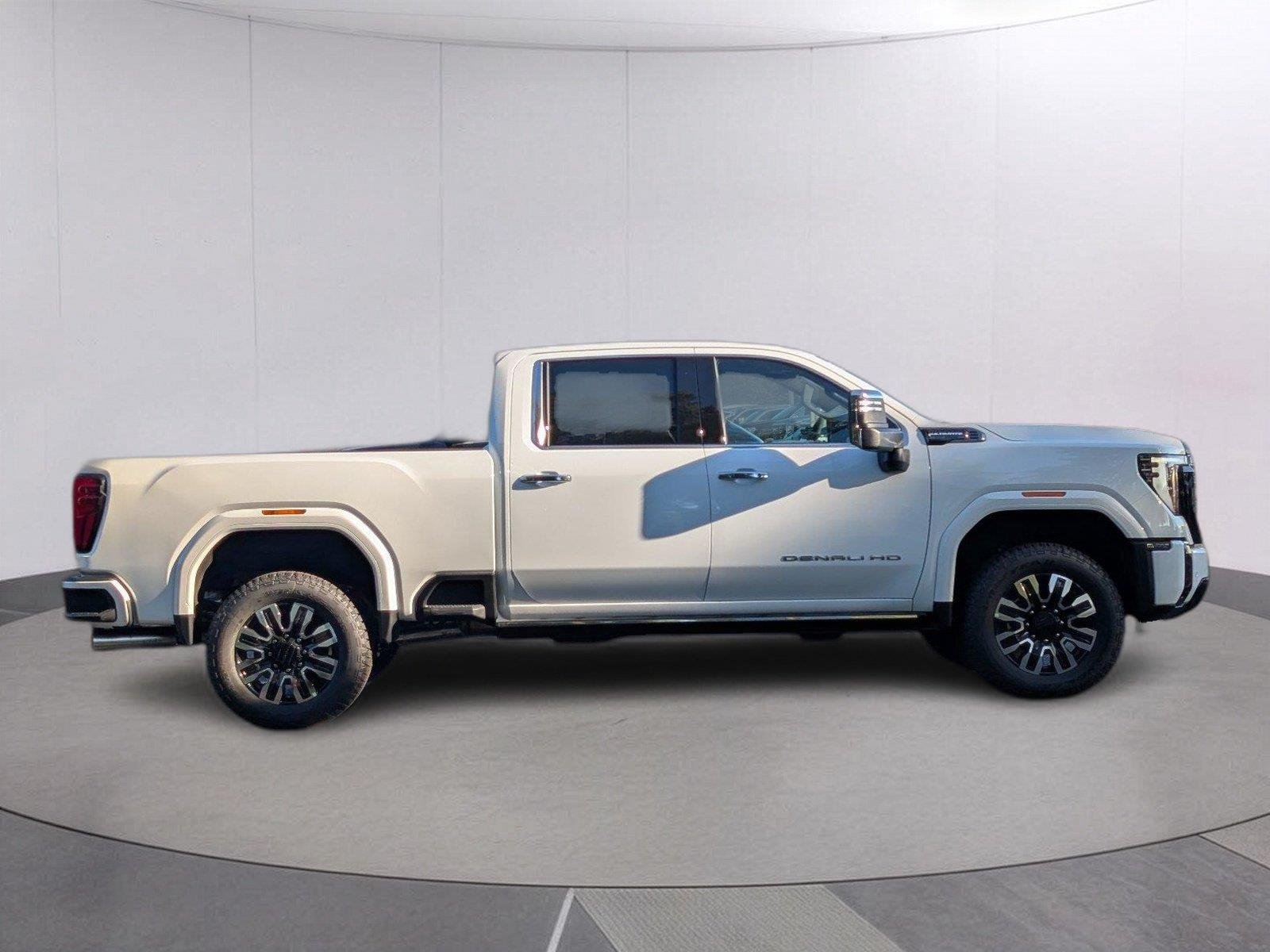 New 2026 Summit White GMC Denali Ultimate image 7